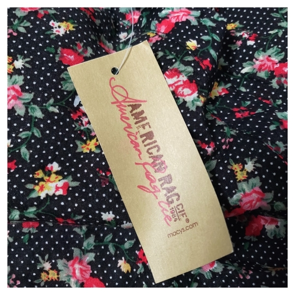 (NWT)American Rag:Size:S/ Black Floral Tube top - Picture 5 of 5